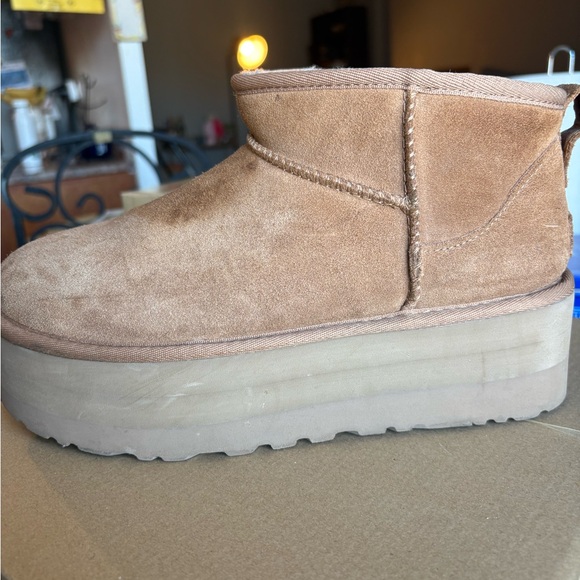 UGG Classic Ultra Mini Boot Women Size 9 - Picture 7 of 11